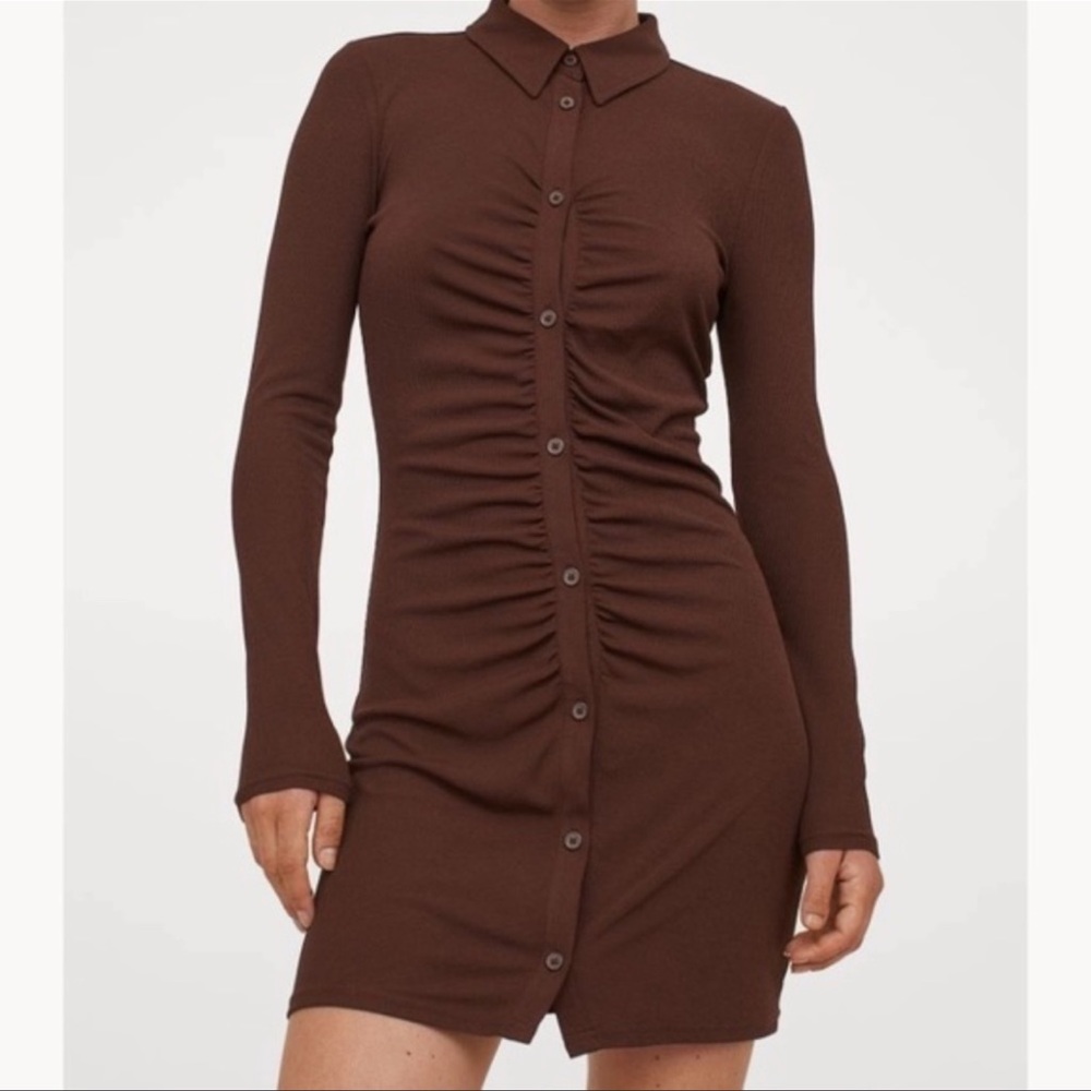 brown ruched long sleeved dress button up small